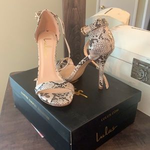Lulu’s Snake Skin Open Toe Heel Size 6.5
